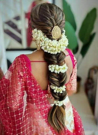 Bridal Flower Making & Hair Floral Styling Bridal Flower Making & Hair Floral Styling