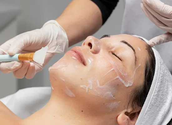 Skin Lightening Facial Skin Lightening Facial